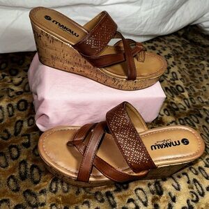 Makalu California Brown Cork Wedge Sandals – Women’s Size 7.5